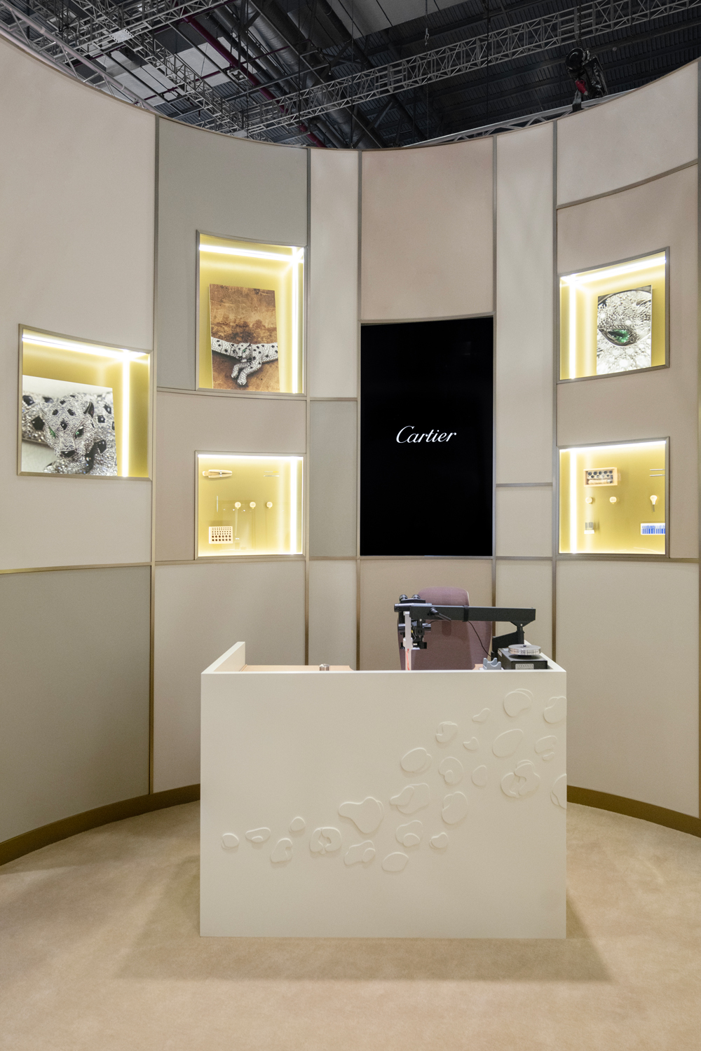 05-“精湛工艺”展区 05-“精湛工艺”展区.jpg