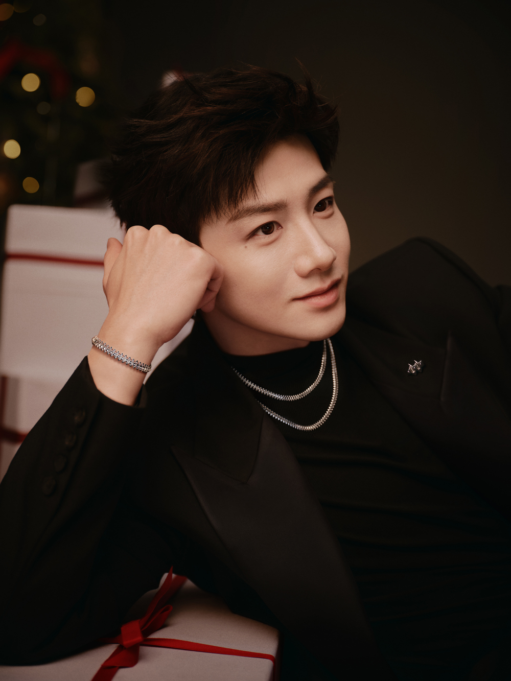 白敬亭1 白敬亭1.jpg