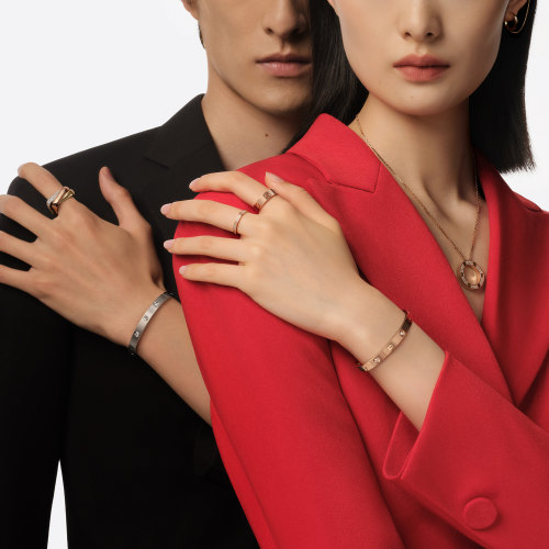 LOVE手镯，经典款，拉丝饰面，镶嵌4颗钻石